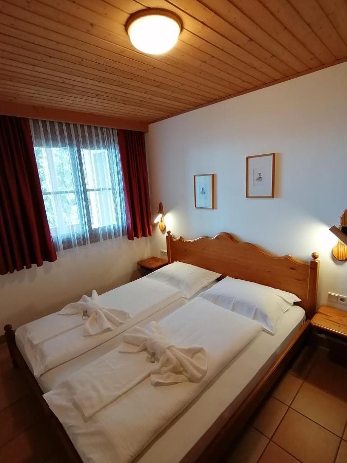 Gerlitzen Ferienappartement Paul Im Ski- Und Wandergebiet, Kanzelhoehe, Ossiacher See Deutschberg Eksteriør billede