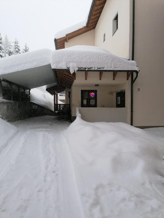 Gerlitzen Ferienappartement Paul Im Ski- Und Wandergebiet, Kanzelhoehe, Ossiacher See Deutschberg Eksteriør billede
