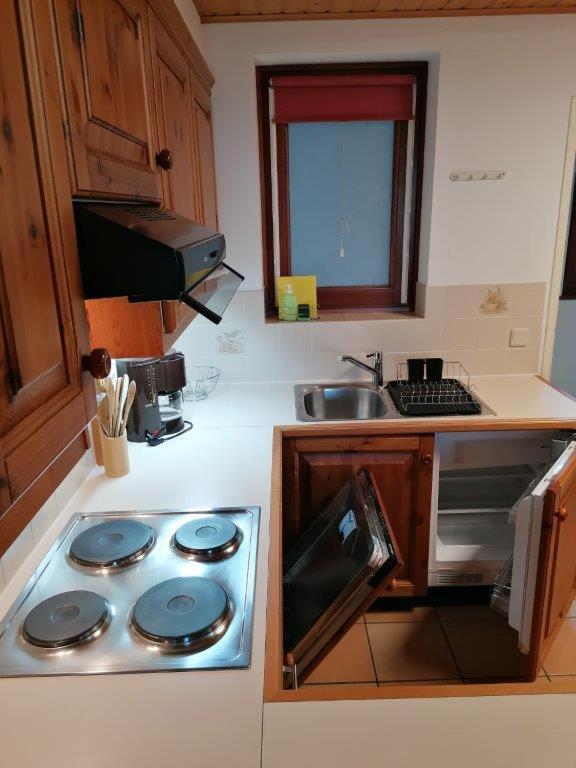 Gerlitzen Ferienappartement Paul Im Ski- Und Wandergebiet, Kanzelhoehe, Ossiacher See Deutschberg Eksteriør billede